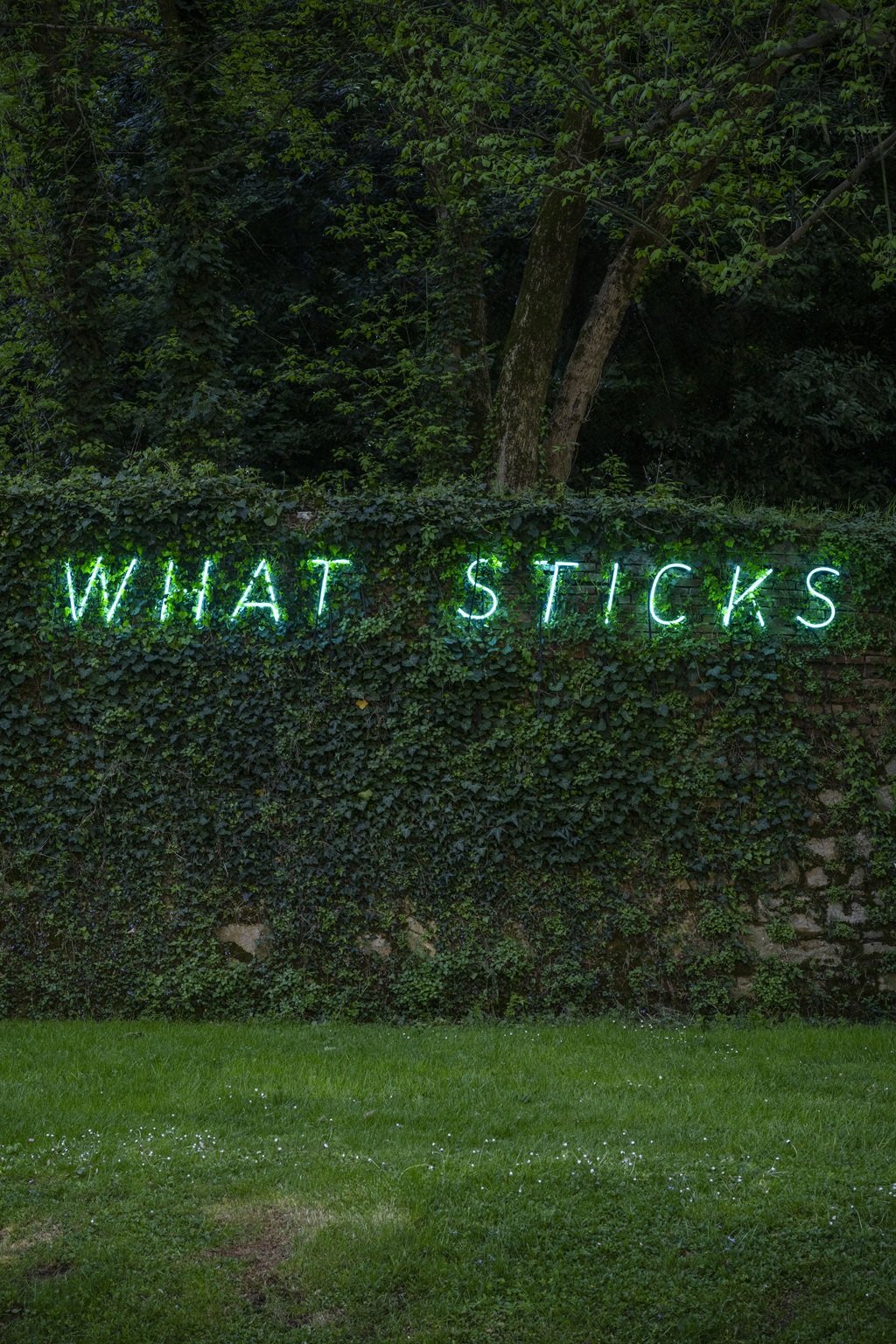 Arthur Duff - What Sticks